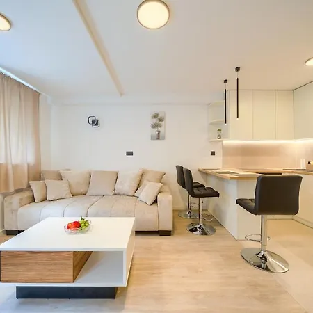Highland - Unit 2 * Spalato